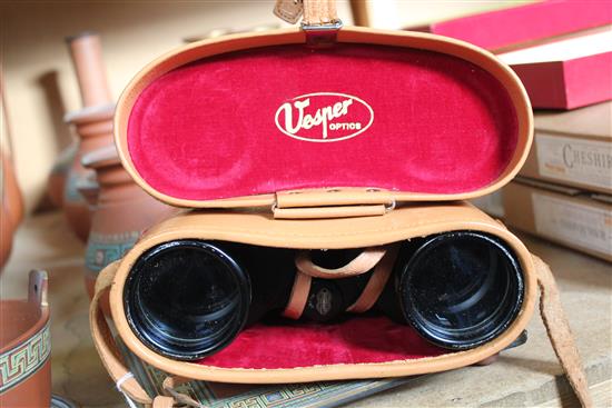 Pair Vesper binoculars(-)
